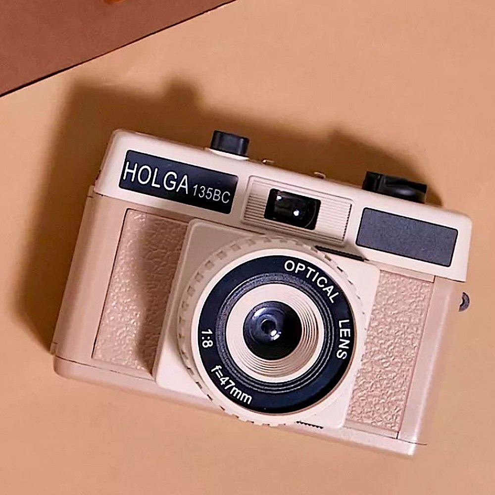 Retro Holga UO Exclusive 135BC Plastic 35mm Camera
